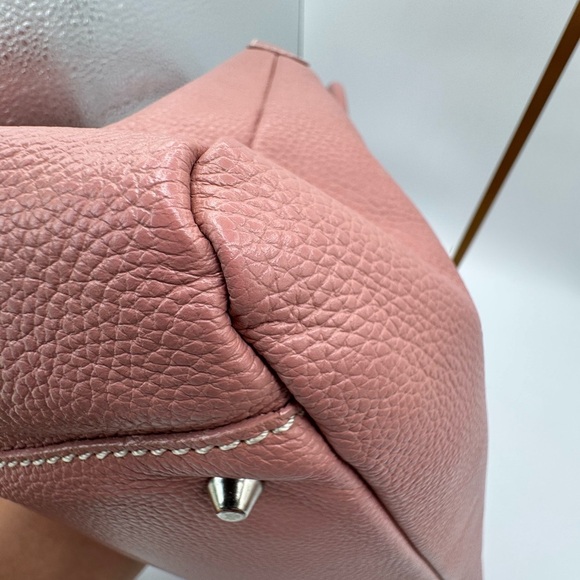 Tod's Pink Very Soft Pebbled Leather Tote with Elegant Design - Picture 13 of 14